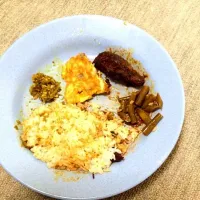 Snapdishの料理写真:Nasi kapau!!|deedee nadyaさん