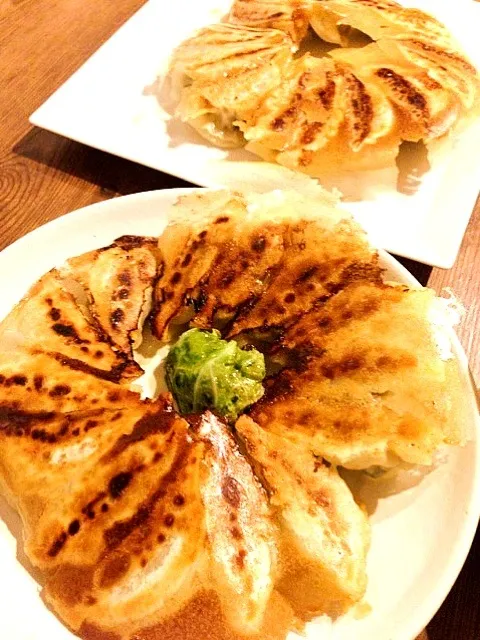 Snapdishの料理写真:今日は餃子💛＼(^o^)／💛|まみりんごさん