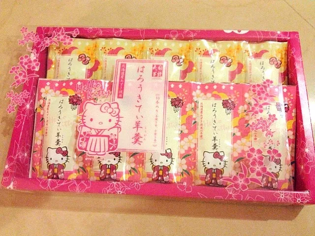 Snapdishの料理写真:Hello Kitty candy, a gift from Japan|Cloudy Gさん