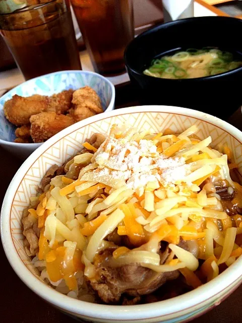 Cheese Gyudon ( Sukia ) 😋|Mine Fernandoさん