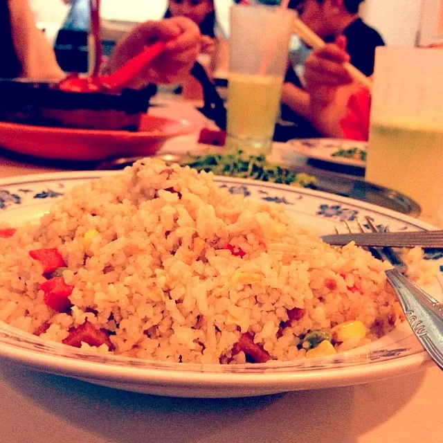 Snapdishの料理写真:Simple fried rice 炒飯|Yuka Nakataさん