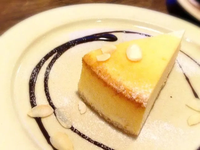 カフェのチーズケーキ|まちまちこさん