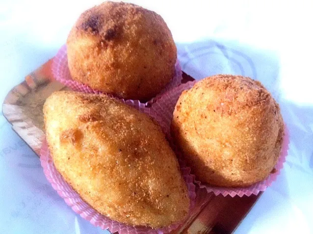 Snapdishの料理写真:Arancini アランチーニ シチリア式 重い軽食|yukiko kigoshiさん