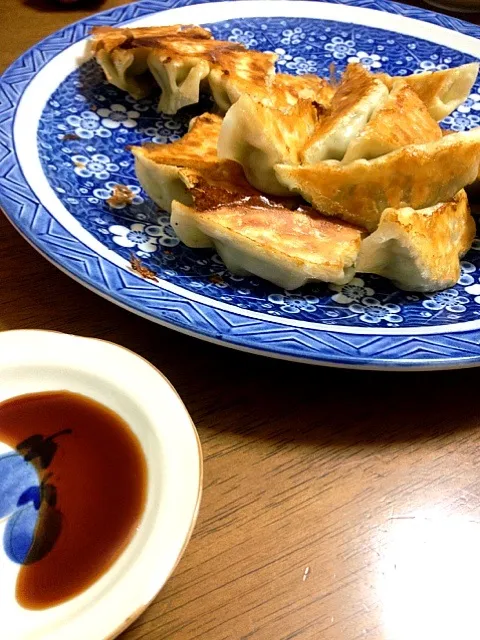 餃子焼き上がり|ふぅげつさん