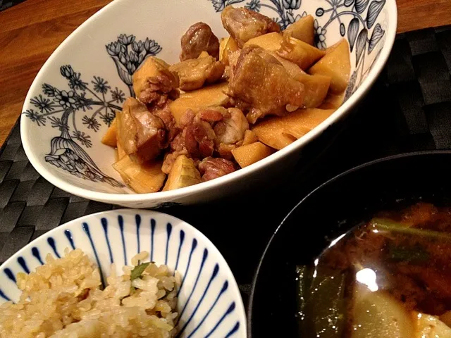 筍と鶏肉の煮物、筍ご飯、蕪のみそ汁♪|てつやさん