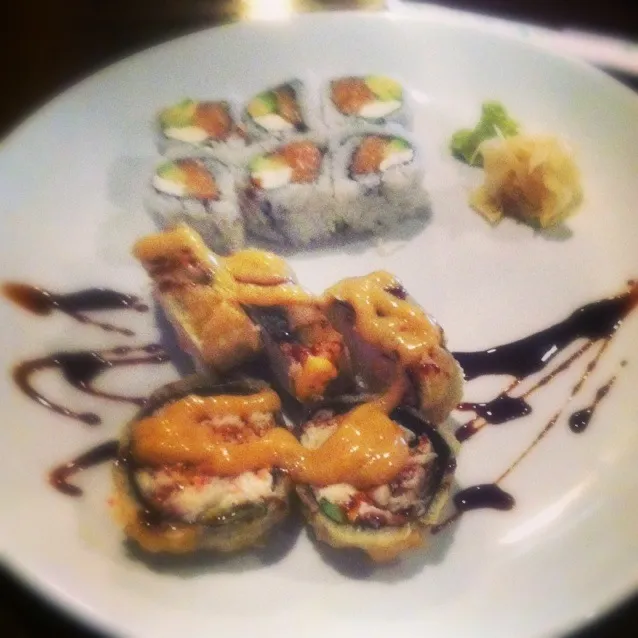 Snapdishの料理写真:Miami roll and Nagoya roll|Jennifer Bainさん