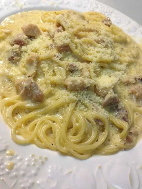 焼き鳥の缶詰めで作るカルボナーラ|織友さん