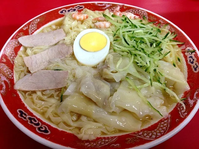 Snapdishの料理写真:ワンタン入り冷麺 大盛り|Mr Tさん