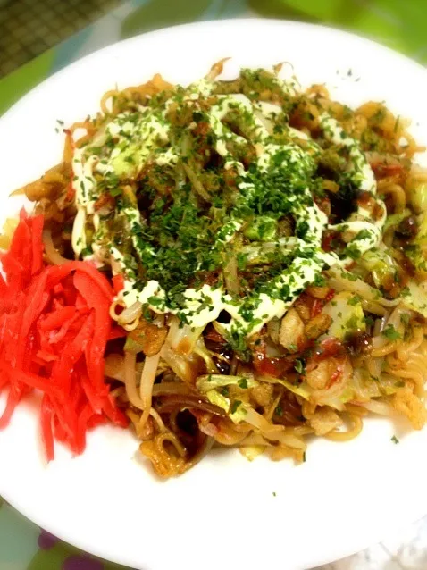 Snapdishの料理写真:Yakisoba|Lian Limさん