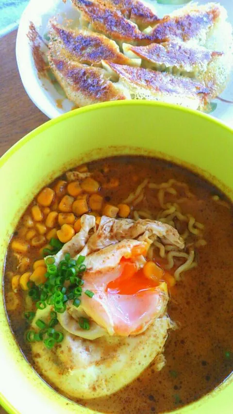 おうちでラーメン餃子定食～|さわ太郎さん