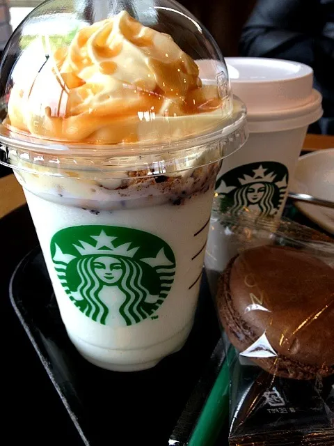 Withe Frapuccino|Mine Fernandoさん