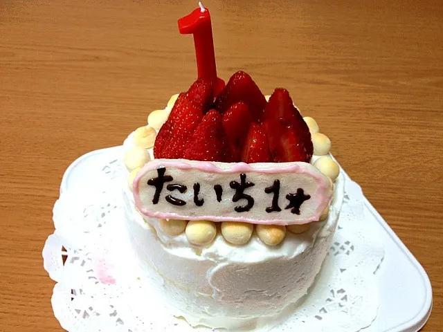 1歳の誕生日ケーキ|あらかわかよさん