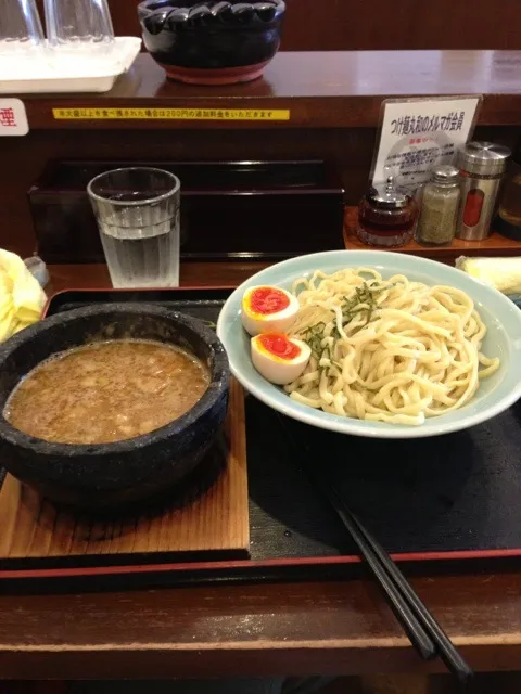 Snapdishの料理写真:丸和 つけ麺 ハーフ|saaaaazaeさん