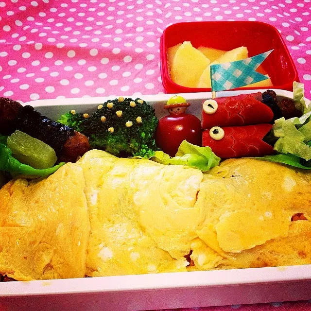 Snapdishの料理写真:女の子弁当🌸                                   こいのぼりと男の子|志野さん