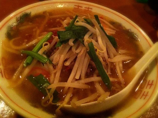 何だ！この寒さは！というわけで何時もの所でまずは台湾ラーメン。ここの台湾ラーメン美味いぞ！Ψ(｀∀´)Ψヶヶヶ。|JTKさん