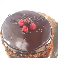 Devil's Food Chocolate Cake with a Silky Ganache|Niah Clarkさん