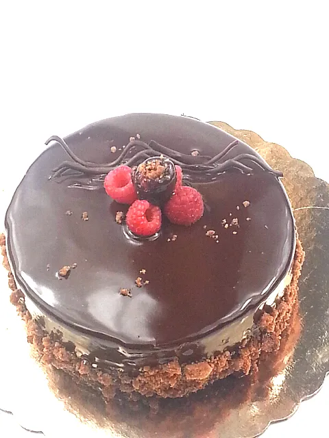 Devil's Food Chocolate Cake with a Silky Ganache|Niah Clarkさん