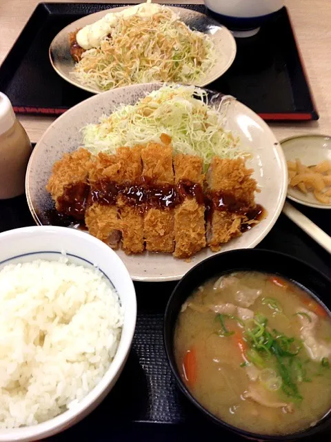 ロースカツ定食|ちはるさん