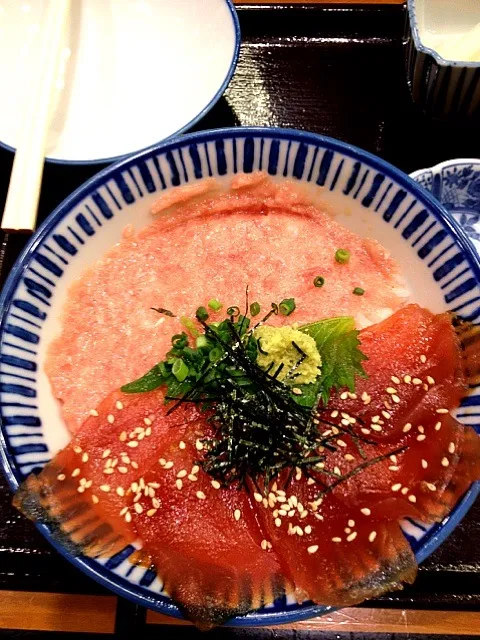 Snapdishの料理写真:まぐろ丼|Ｍ．Ｊさん