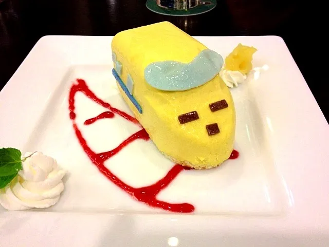 鉄道カフェのアイスケーキ🍰❤|みゆき🍀さん