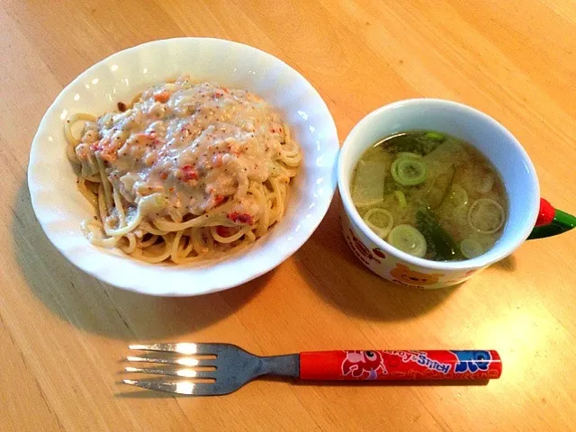 かにと外子のクリームパスタと大根のお味噌汁|あやかさん