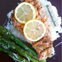 Grilled salmon and asparagus|Maeさん