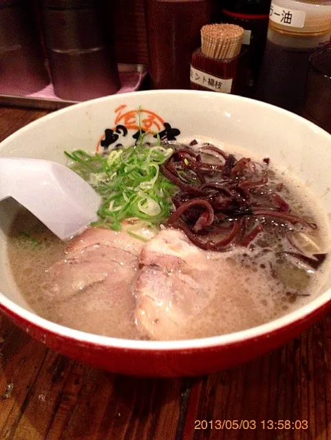 福岡 博多  だるまのラーメン|ちかさん