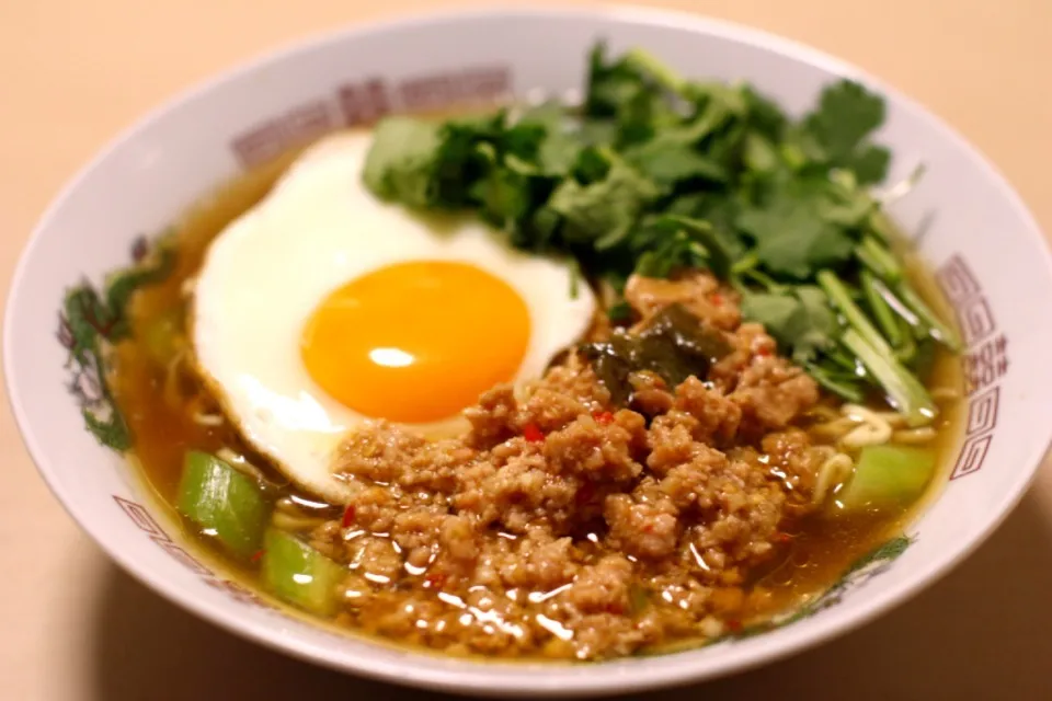 いなばタイガパオ缶詰とマルちゃん正麺醤油味|マハロ菊池さん