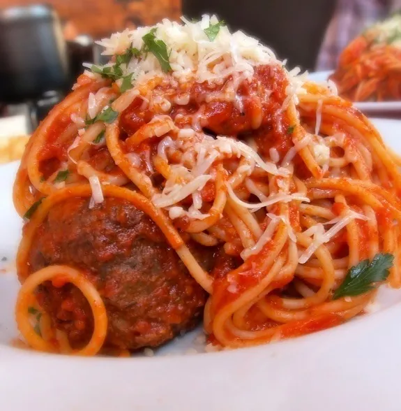 Spaghetti and Meatballs|Romeoさん