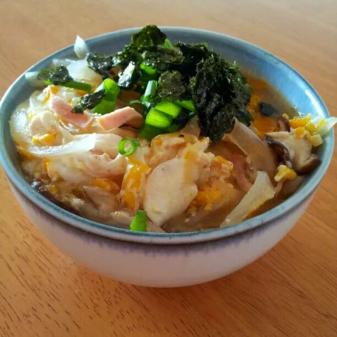 二日酔いの昼ごはんは玉子丼|ゆうちゃんさん