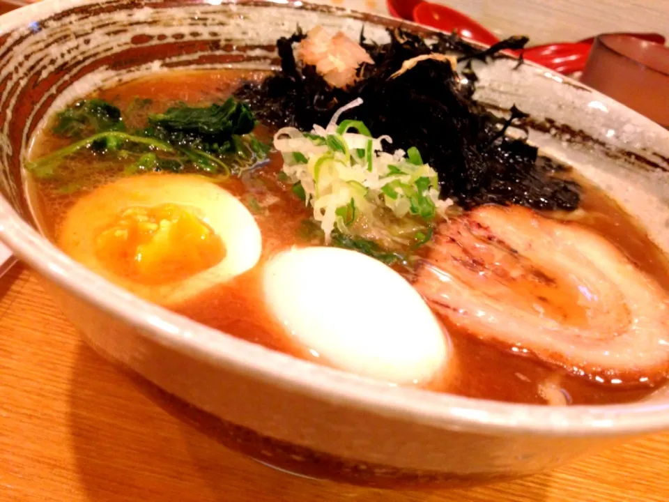 味玉魚介とんこつ醤油ラーメン|がっし〜さん