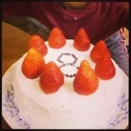 Snapdishの料理写真:かみさん手作り誕生日ケーキ|ichibeyさん