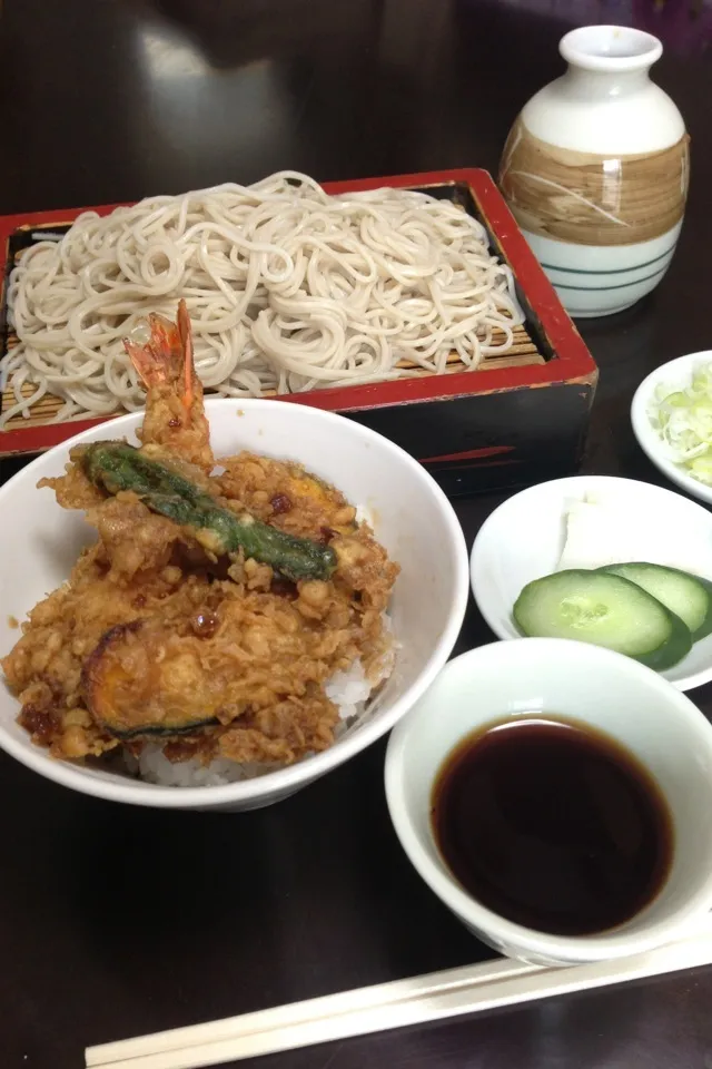 ミニ天丼、盛りセット＠出前|Naoya Ishiharaさん