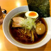 八つ葉 の味玉ラーメン|まぁちょろさん