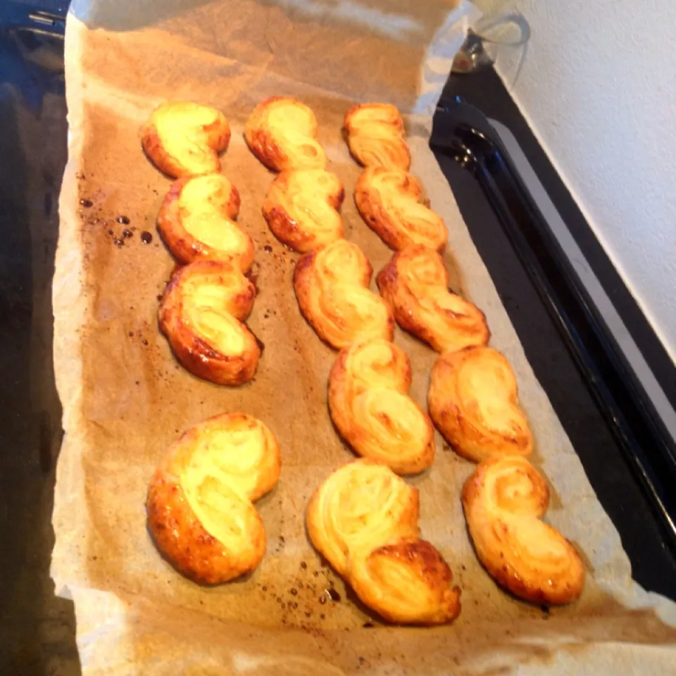 Heart shaped puff pastry|e_obiolsさん