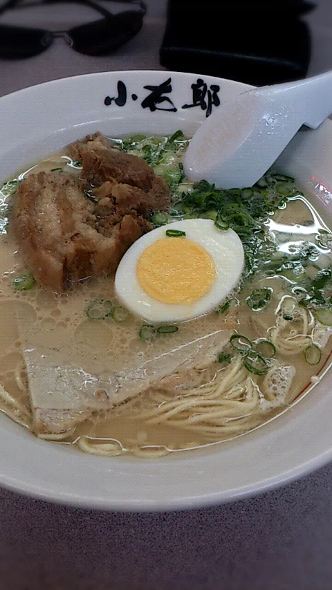 角煮入り豚骨ラーメン(^.^)|岡崎 亮平さん