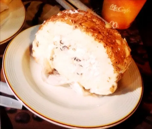 Snapdishの料理写真:🍰Nutty Braso🍰|KyaNNさん