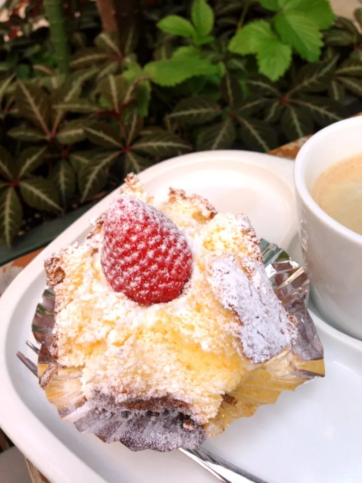 元町ケーキのざくろ|流線形さん