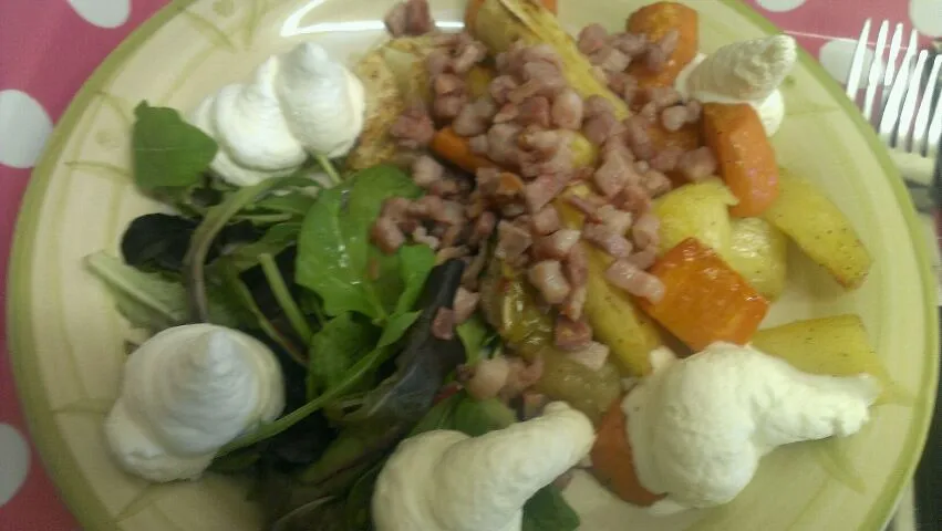 warm winter veg salad with goats cheese mouse|Dean Haylettさん