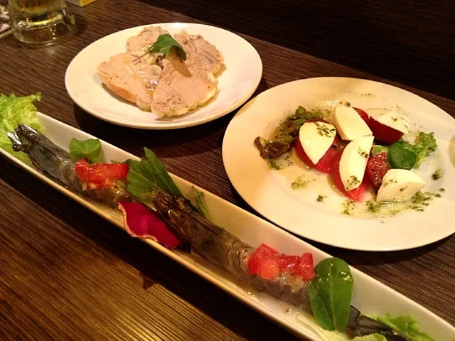 Angel prawn's carpaccio, chicken lever pate, caprese|あやさん