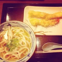 Snapdishの料理写真:丸亀製麺♡海老天イカ天|山田 小百合さん