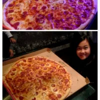 Big pizza wow|Phoebe Laiさん