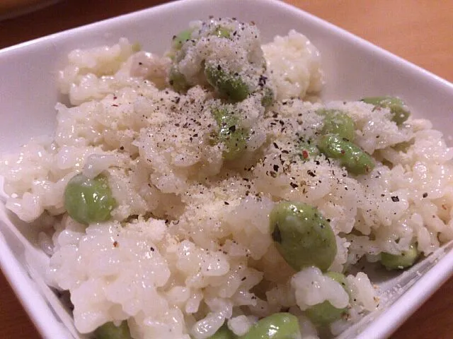 Snapdishの料理写真:枝豆のチーズリゾット|ねこむすめさん