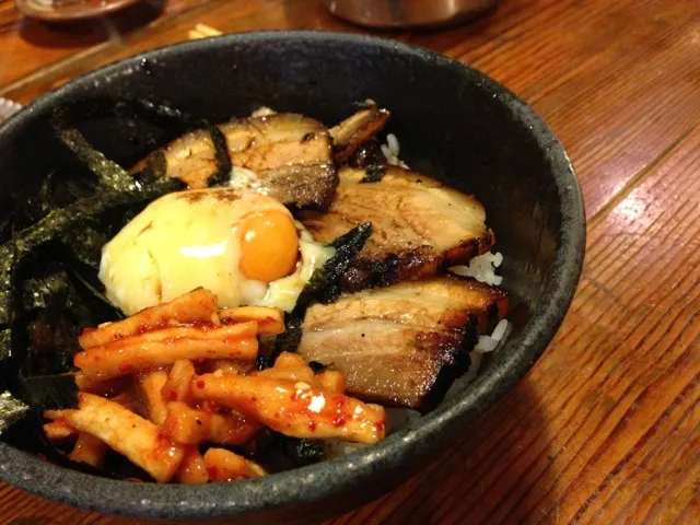 Snapdishの料理写真:焼き豚丼|いおきさん