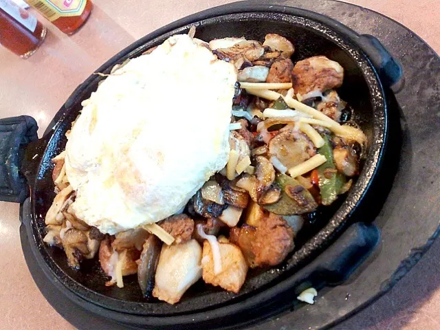 Snapdishの料理写真:Santa Fe Skillet @Denny's|naomi tさん