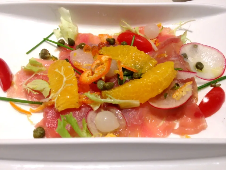 Tuna carpaccio|Nicholas Tayさん