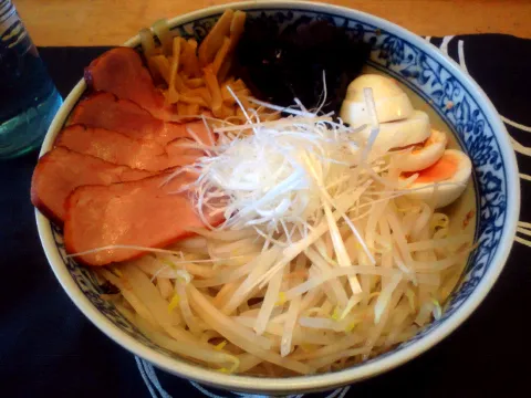 汁なし麺（油麺）|中村繁之さん