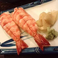 Snapdishの料理写真:ebi Nagiri Sashimi|fiona leukaさん