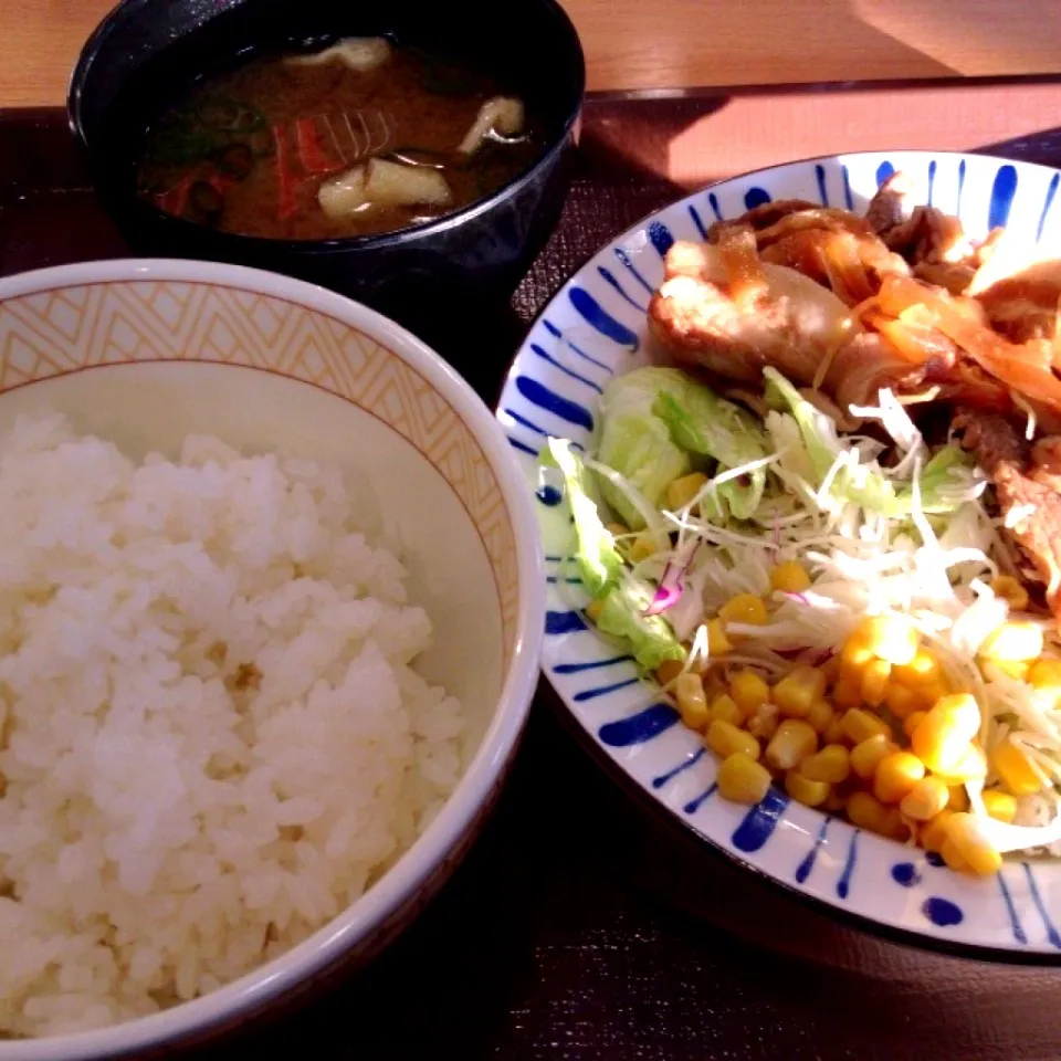 豚しょうが焼き定食|るみおんさん