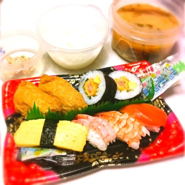 130508-半額寿司、味噌汁、わさび漬け、ご飯 ¥300 #夕食 #テイクアウト|dune725さん